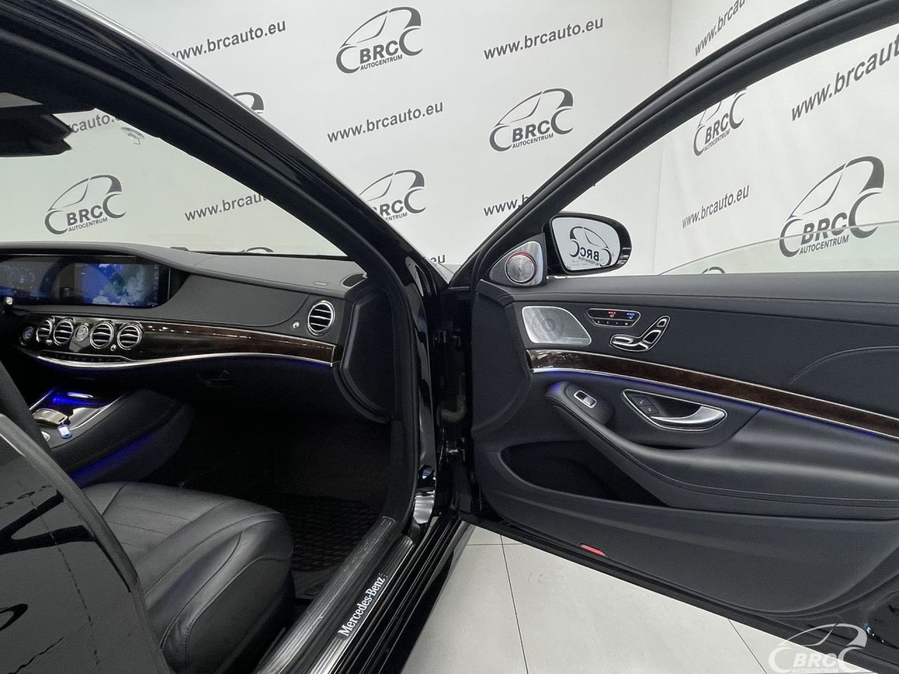 Mercedes-Benz S560 | 7