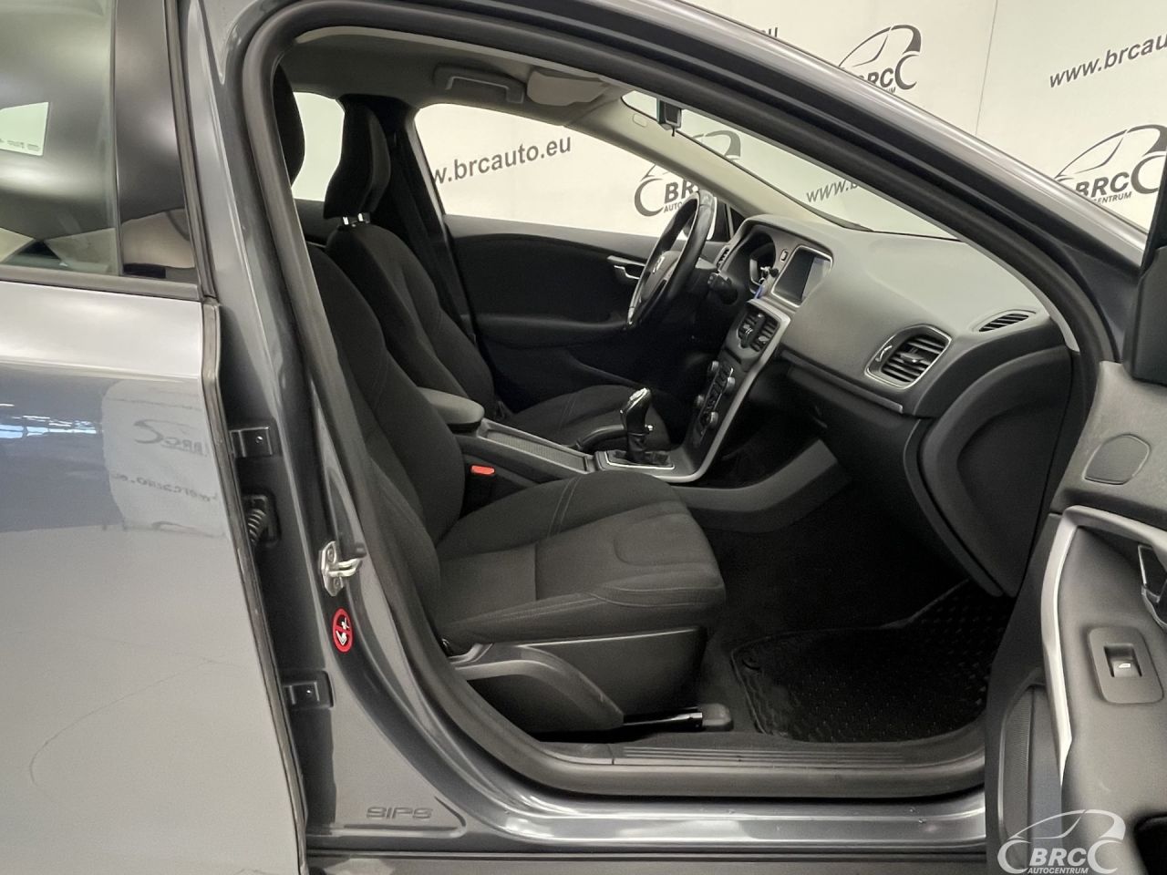 Volvo V40 | 3