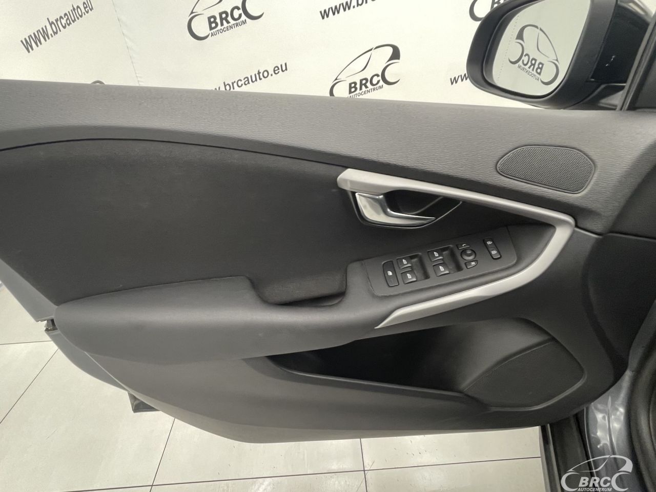 Volvo V40 | 18