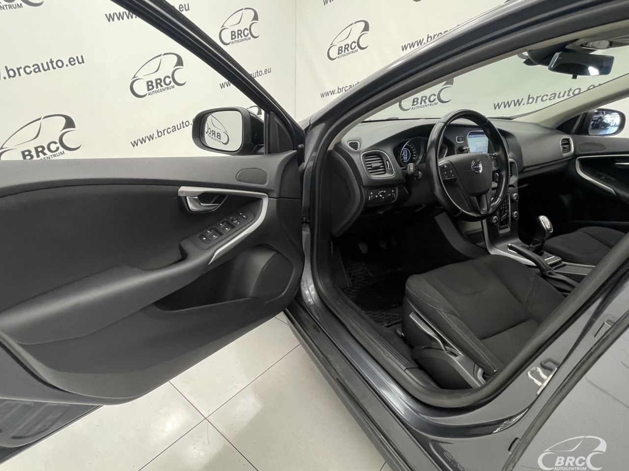 Volvo V40 | 17