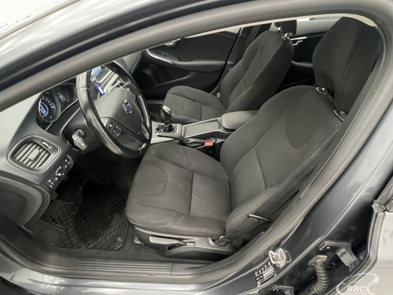Volvo V40 | 17