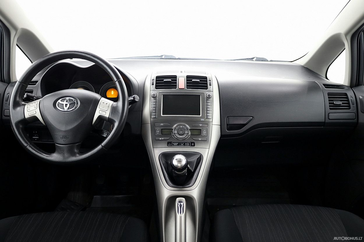 Toyota Auris | 4