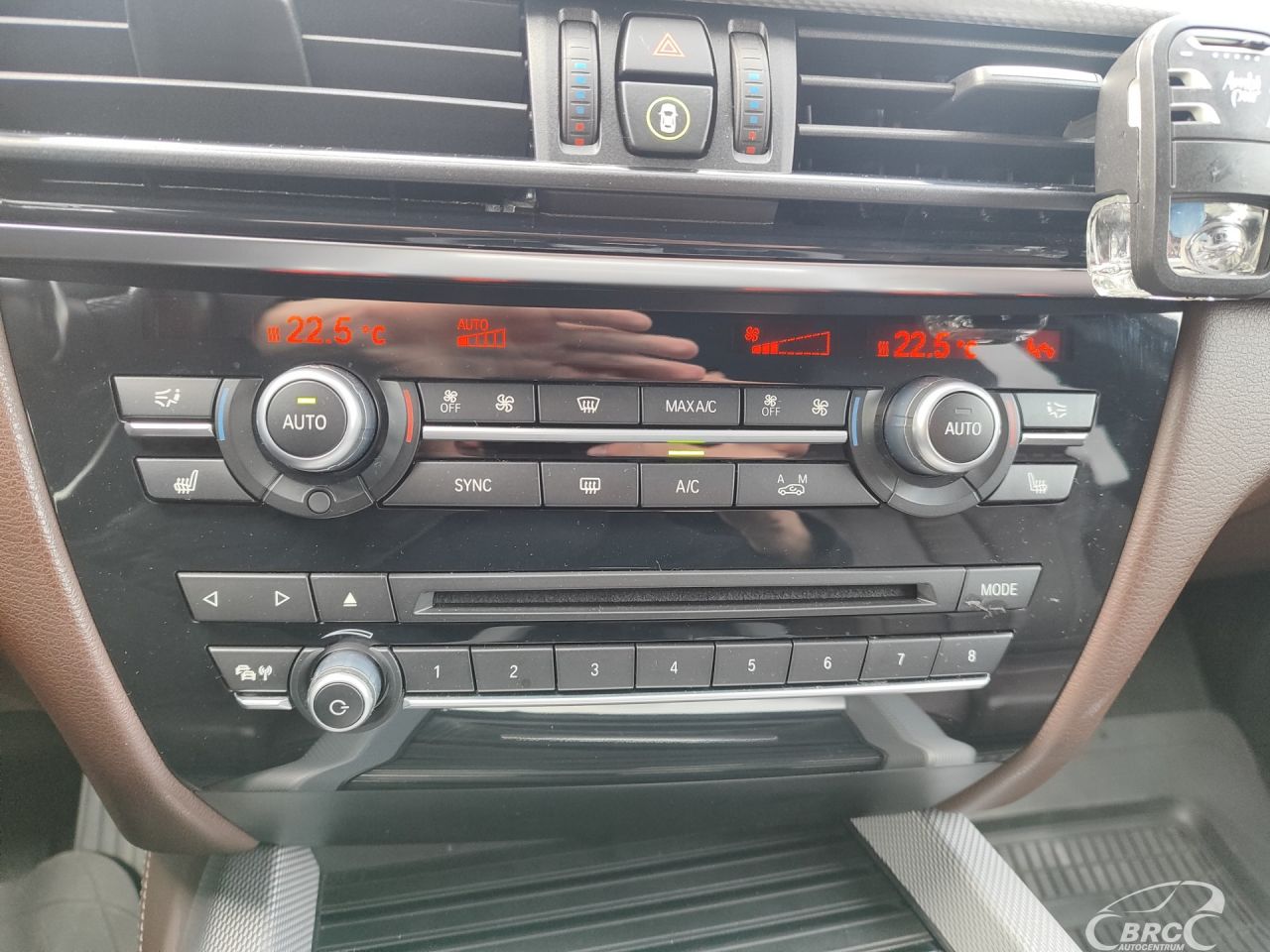 BMW X5 | 44