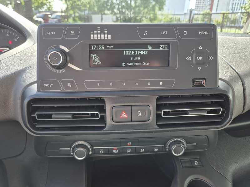 Peugeot Rifter | 10