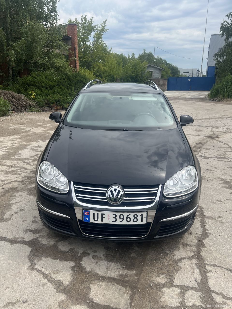 Volkswagen Golf | 2