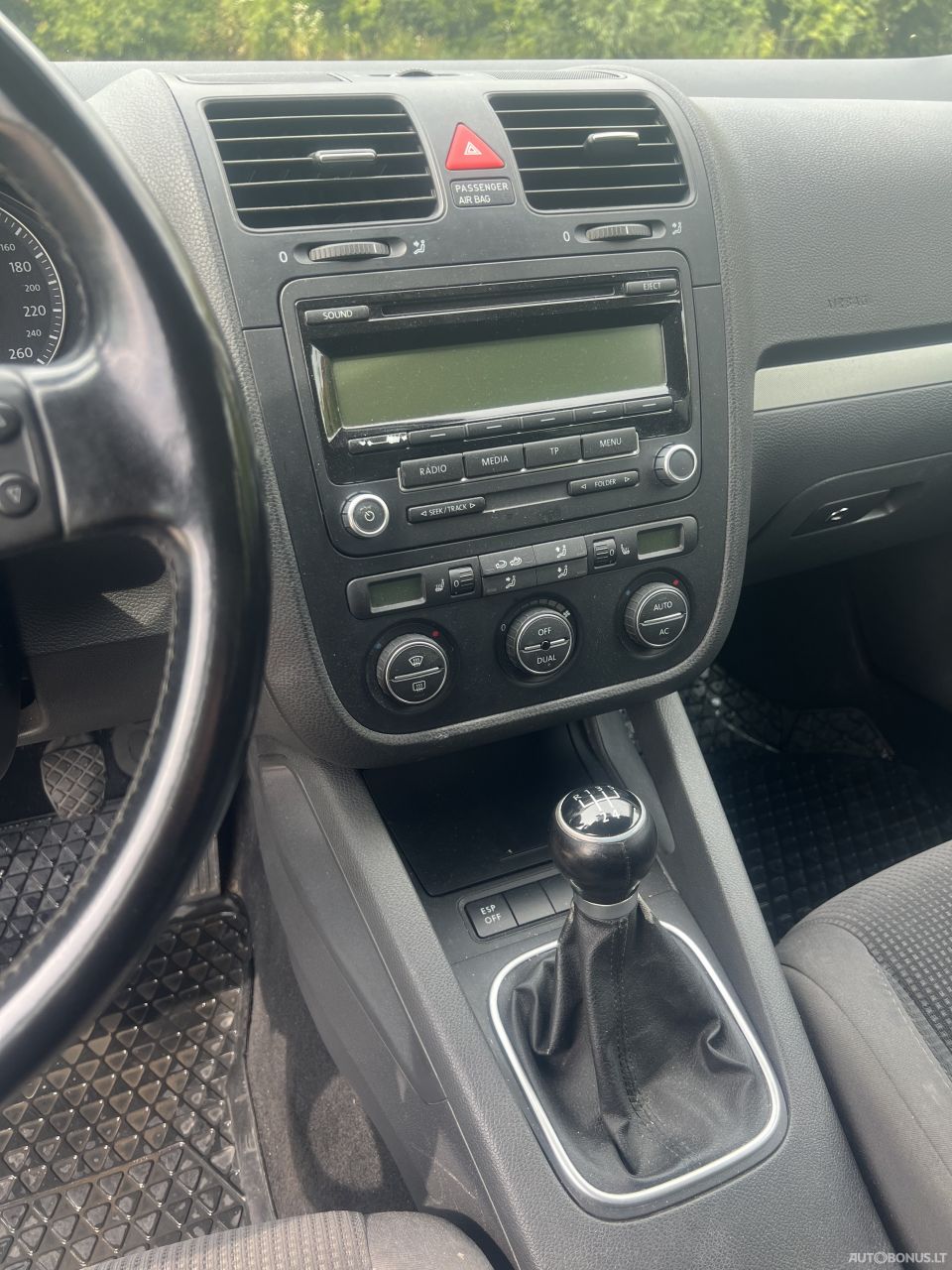 Volkswagen Golf | 8