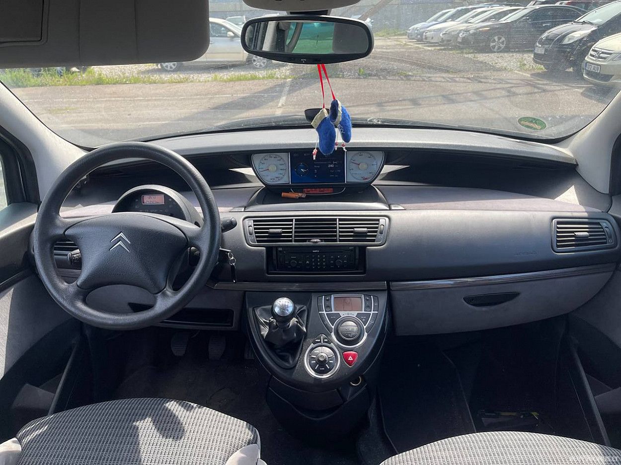 Citroen C8 | 4
