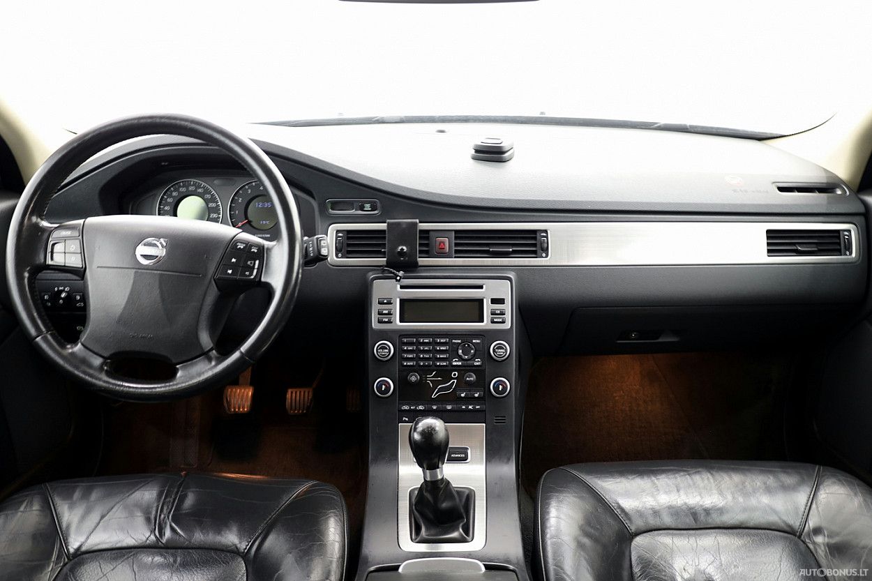 Volvo V70 | 4