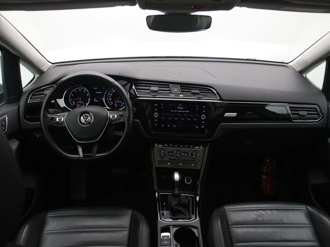Volkswagen Touran | 1