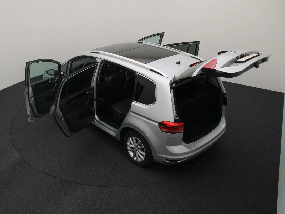 Volkswagen Touran | 12