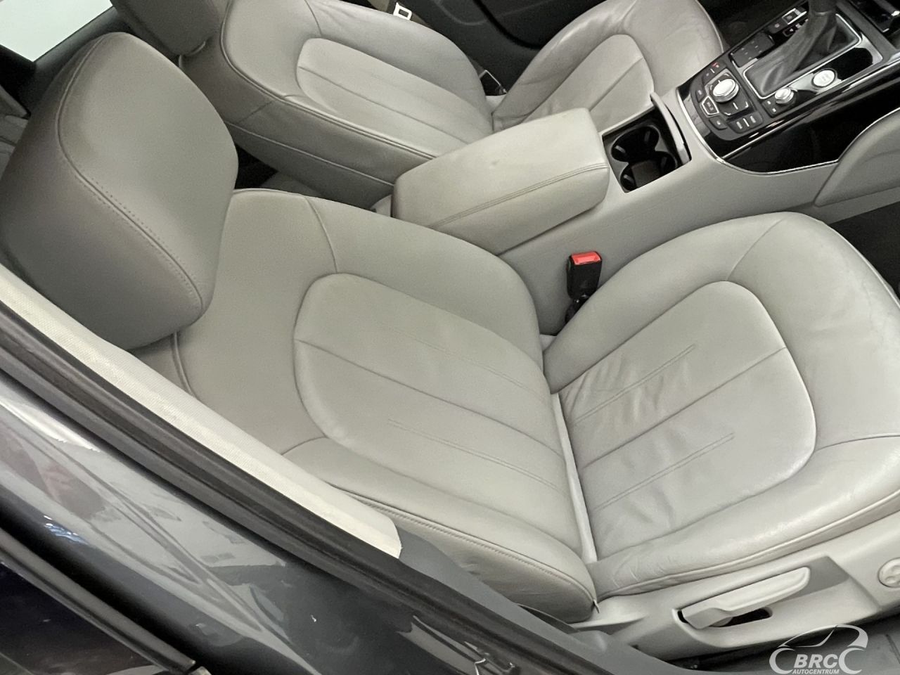 Audi A6 | 4