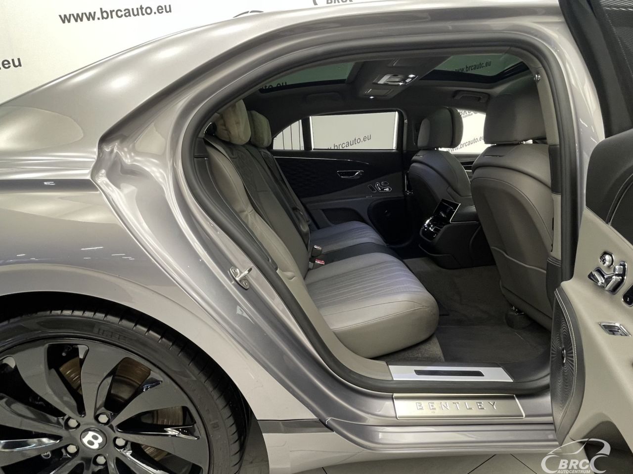 Bentley Flying Spur | 11