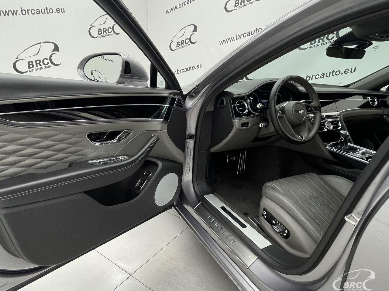 Bentley Flying Spur | 23
