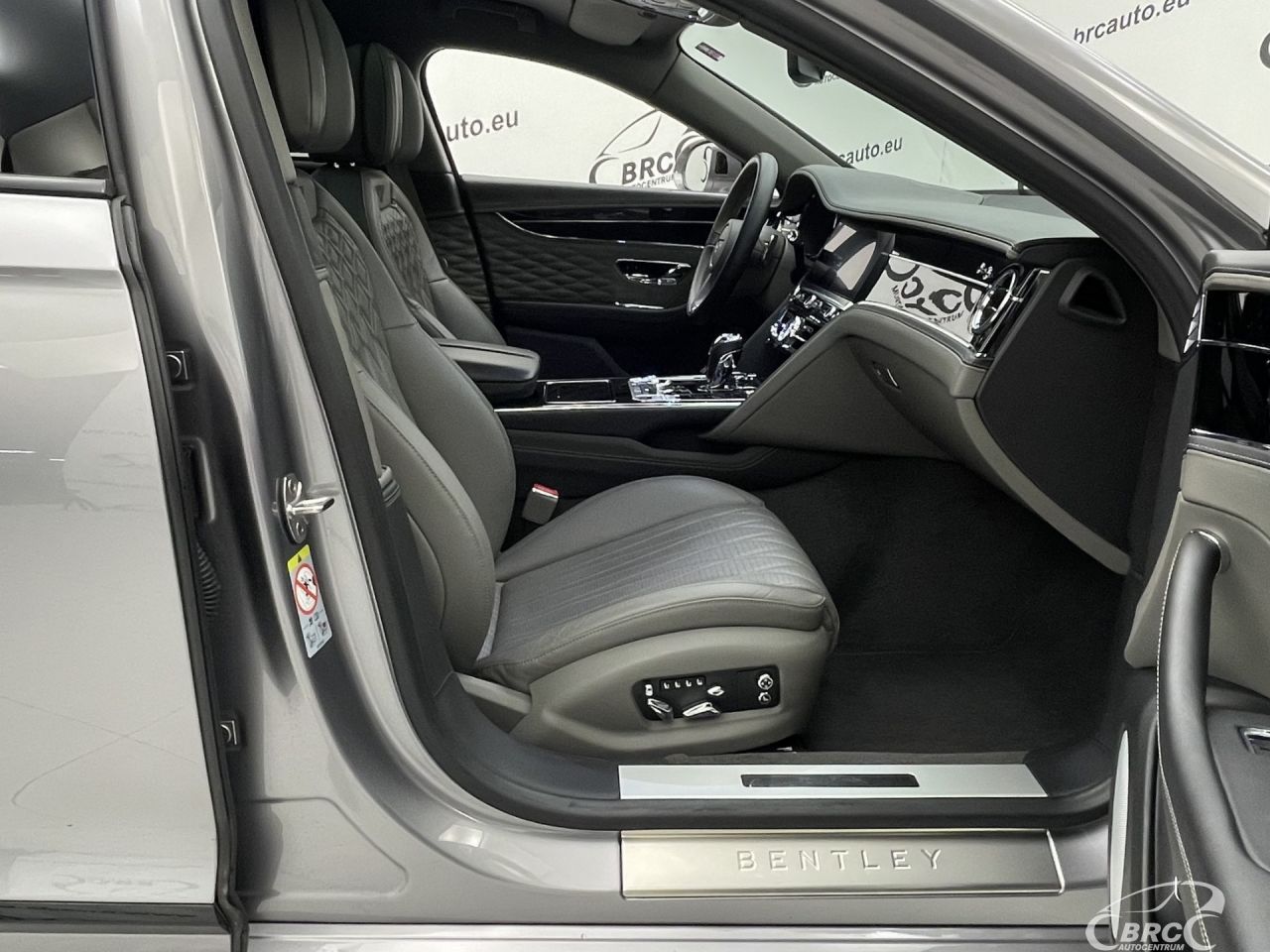 Bentley Flying Spur | 4