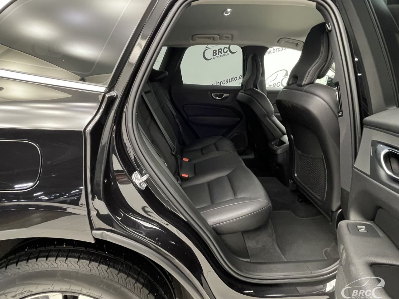 Volvo XC60 | 9
