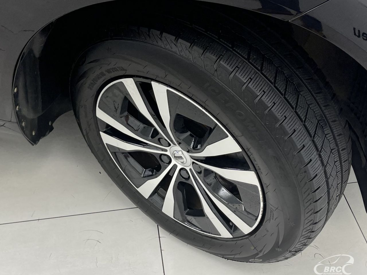Volvo XC60 | 35