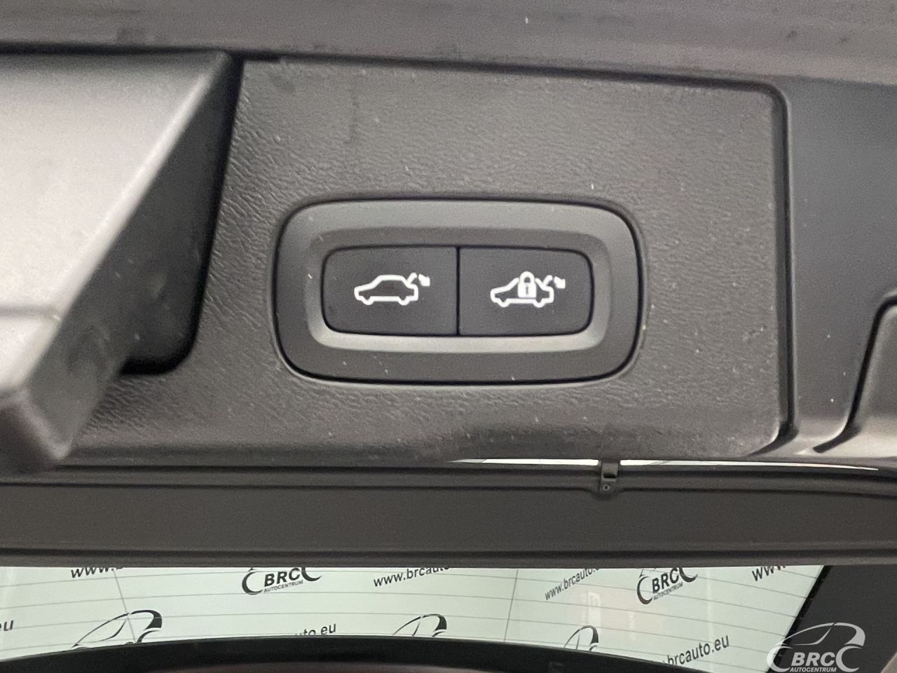 Volvo XC60 | 38