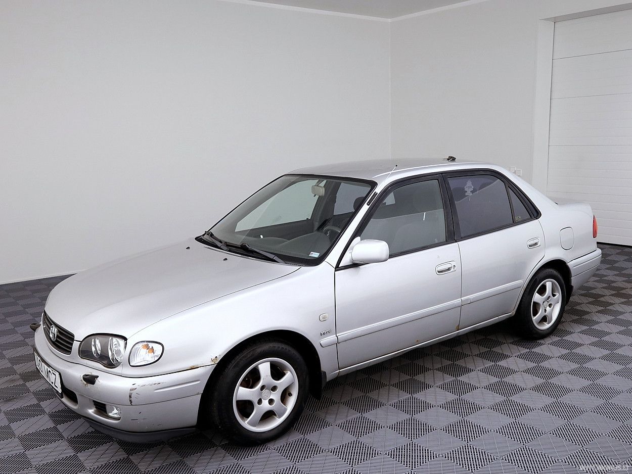 Toyota Corolla | 1