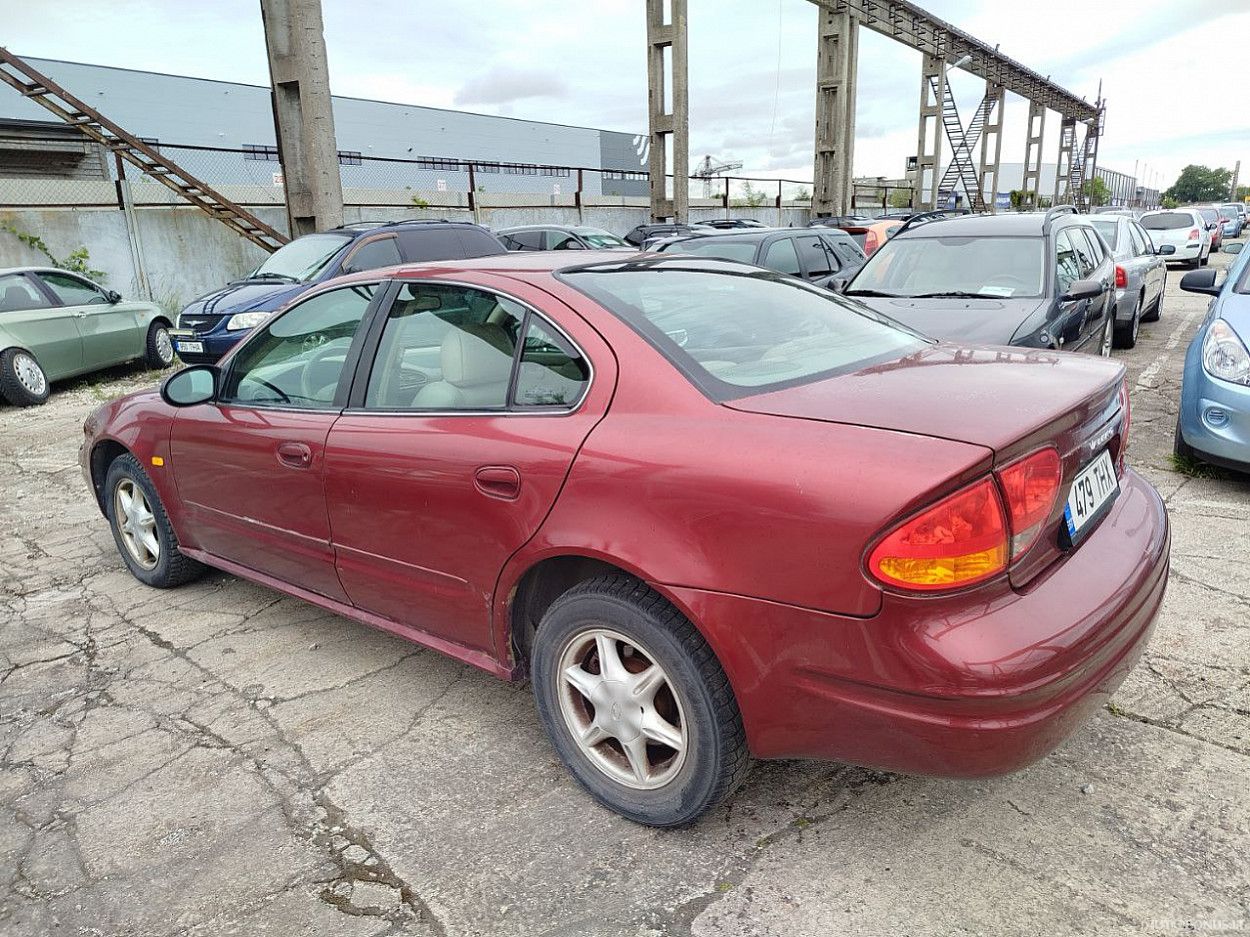 Chevrolet Alero | 3