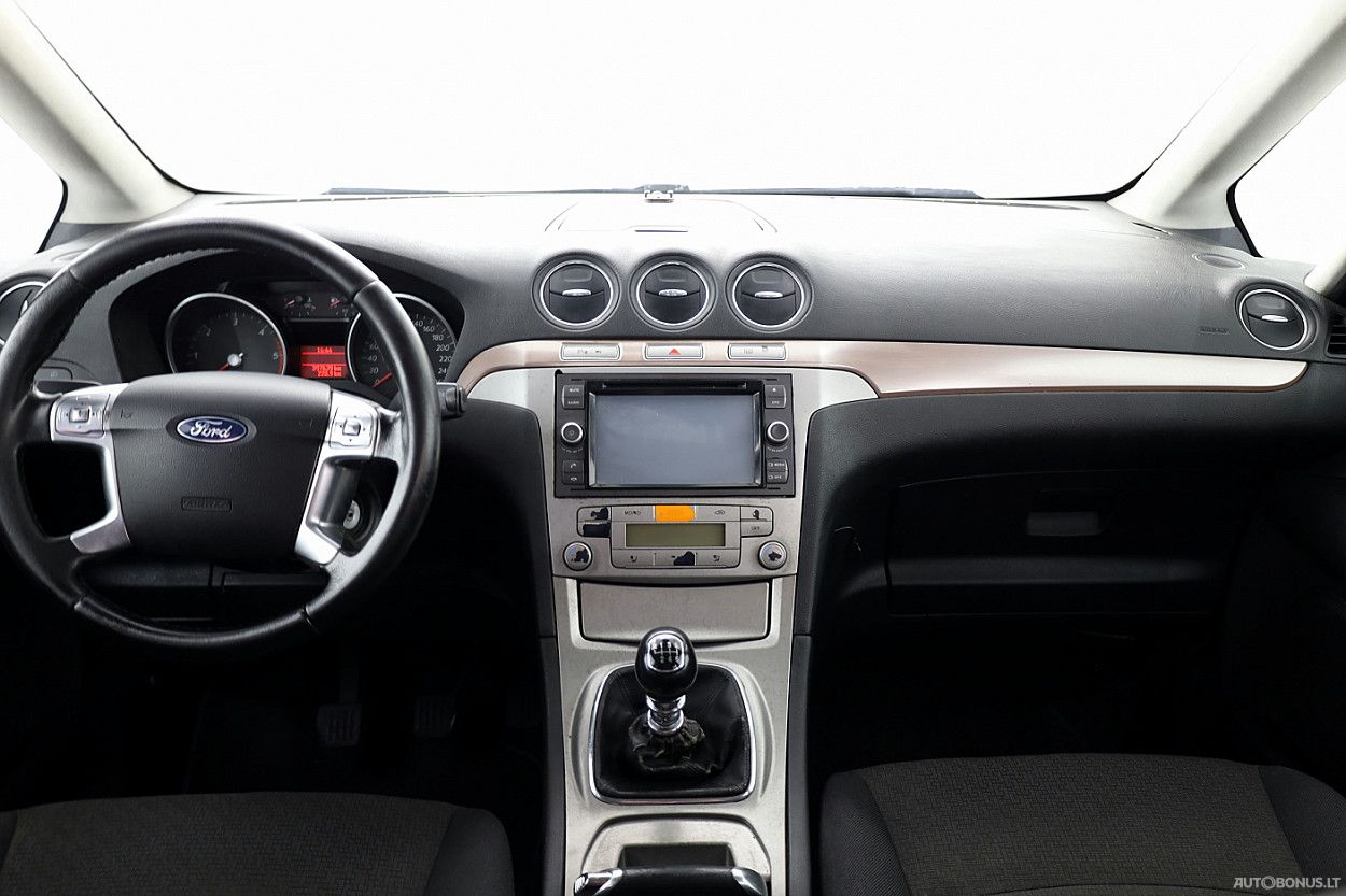 Ford Galaxy | 4