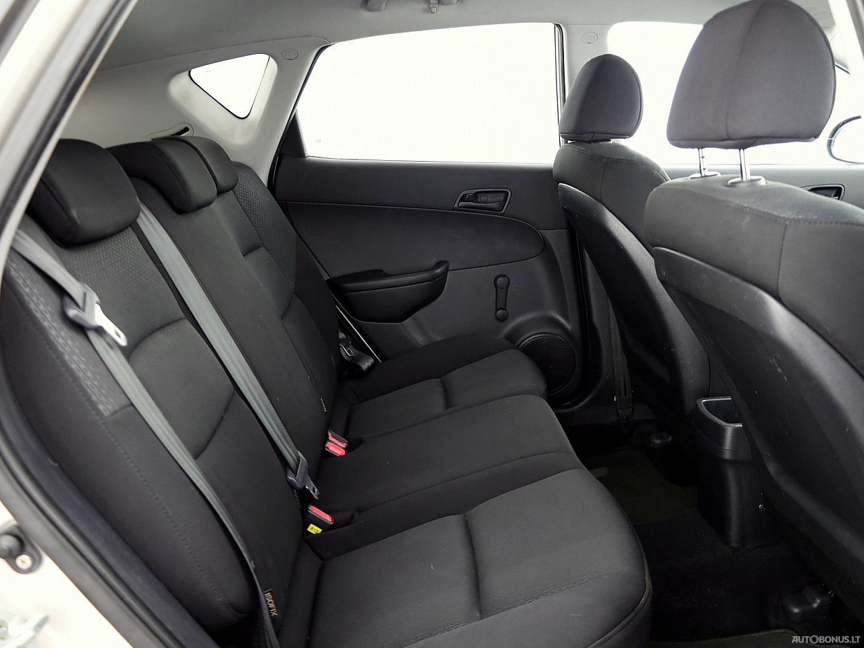 Hyundai i30 | 6