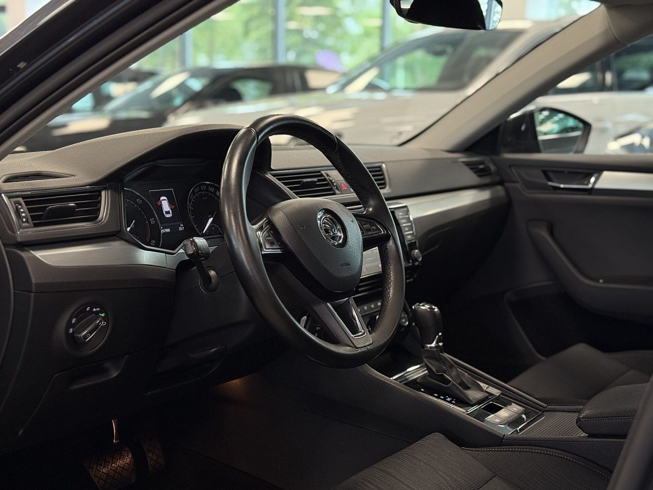 Skoda Superb | 10