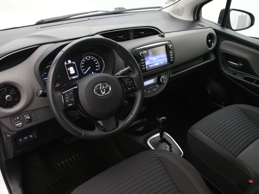 Toyota Yaris | 15