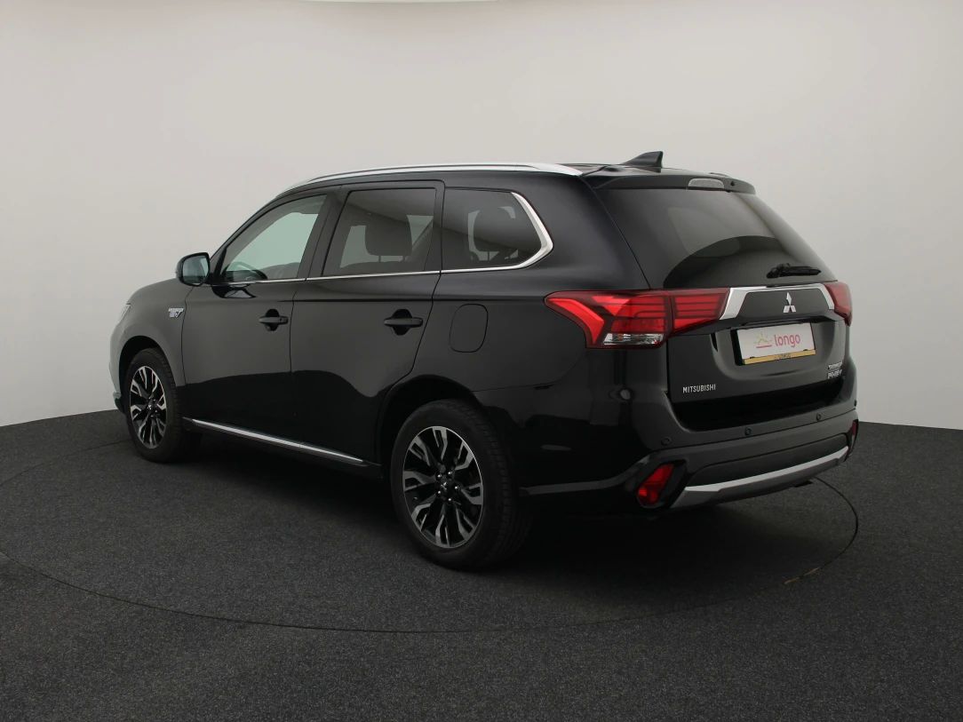 Mitsubishi Outlander | 6