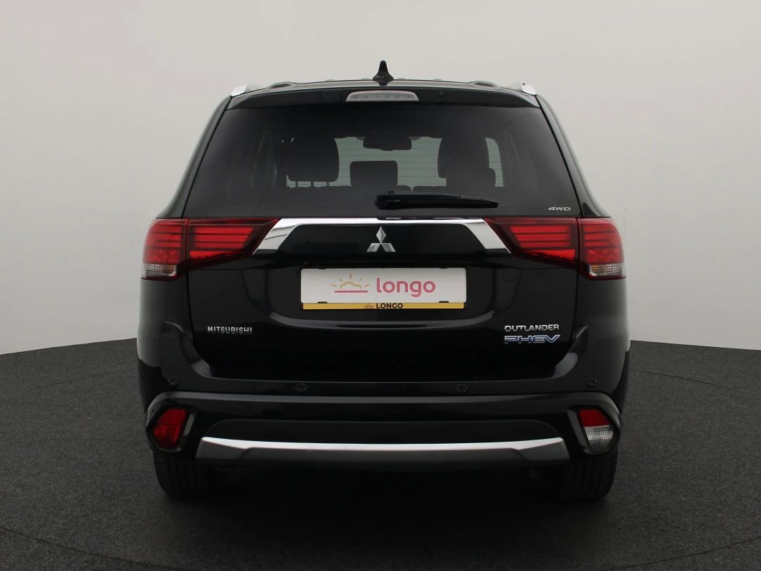 Mitsubishi Outlander | 4