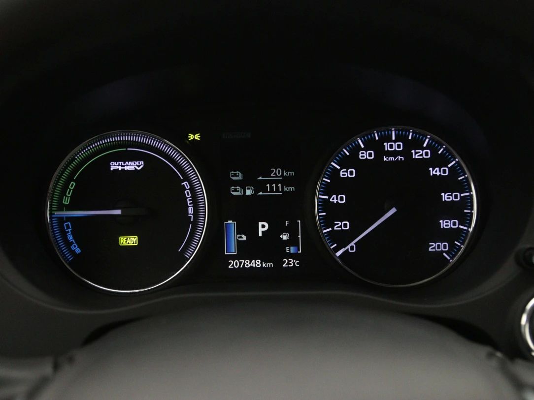 Mitsubishi Outlander | 18