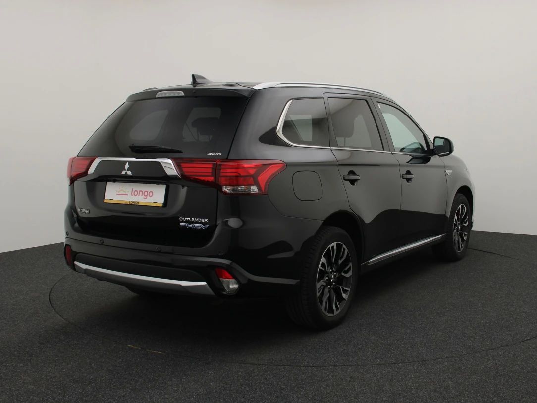 Mitsubishi Outlander | 7