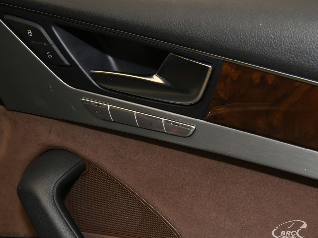 Audi A8 | 8