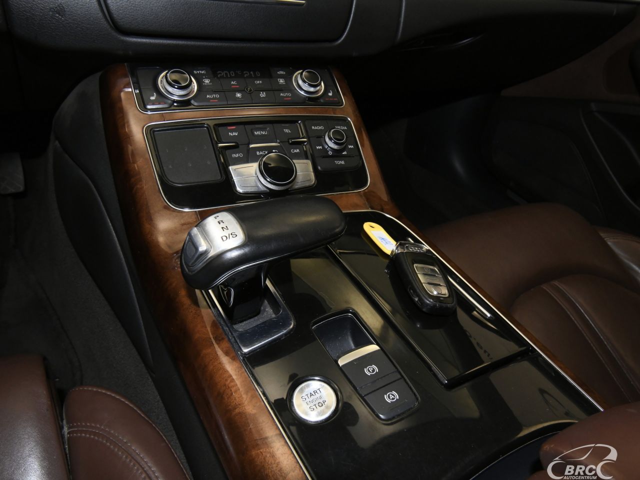 Audi A8 | 25