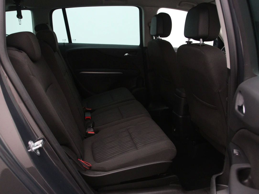 Opel Zafira | 14
