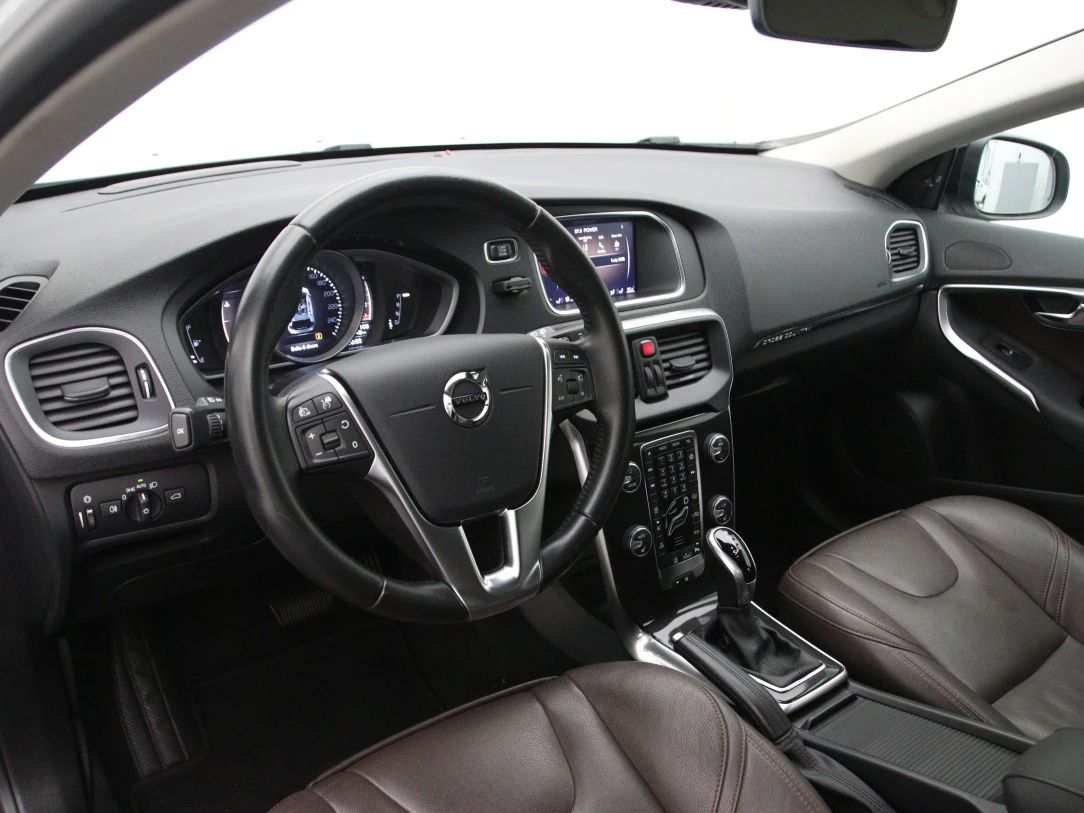 Volvo V40 | 15