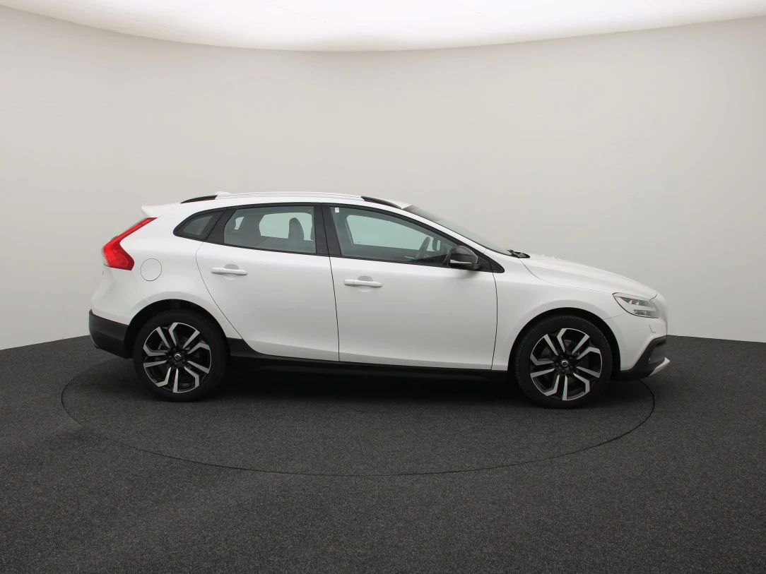 Volvo V40 | 8