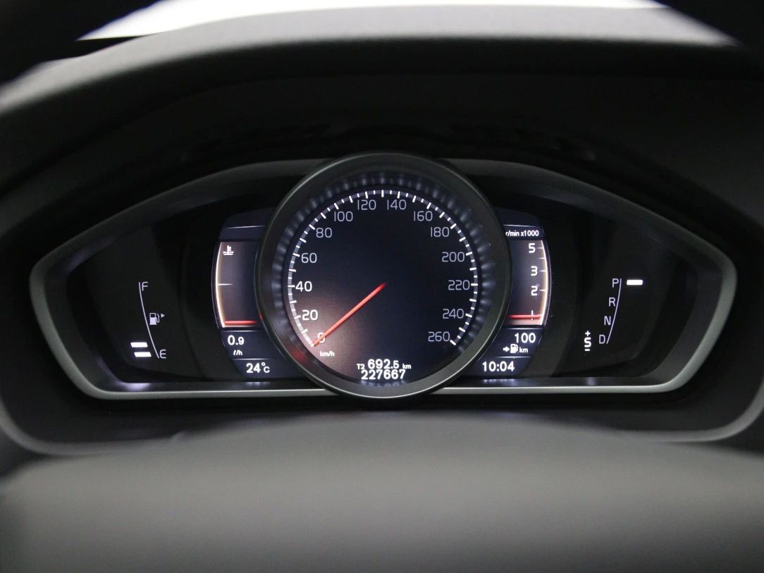 Volvo V40 | 18