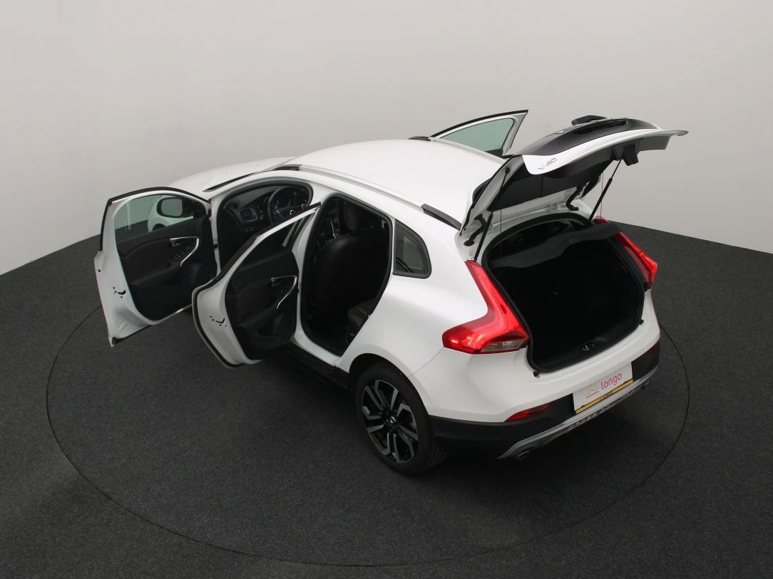 Volvo V40 | 12