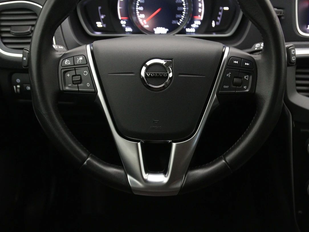 Volvo V40 | 17