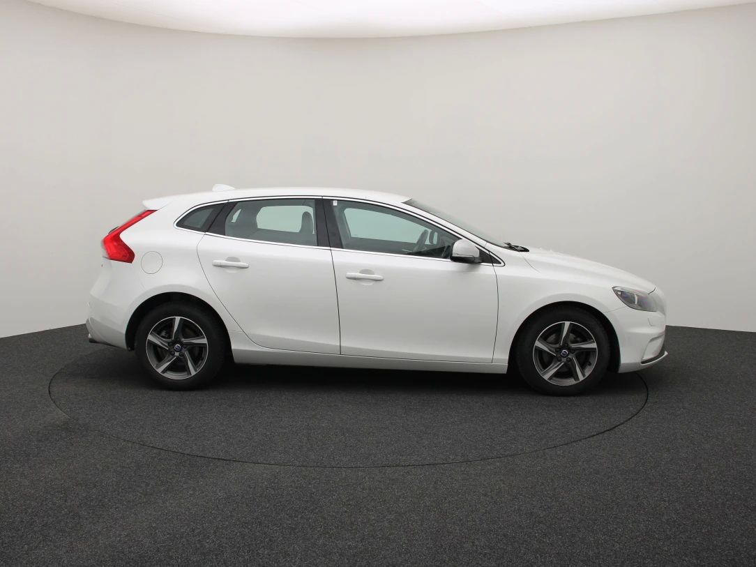 Volvo V40 | 8