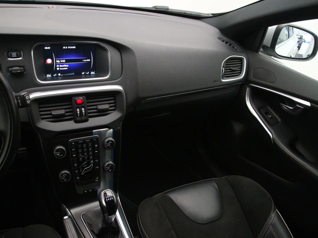Volvo V40 | 18