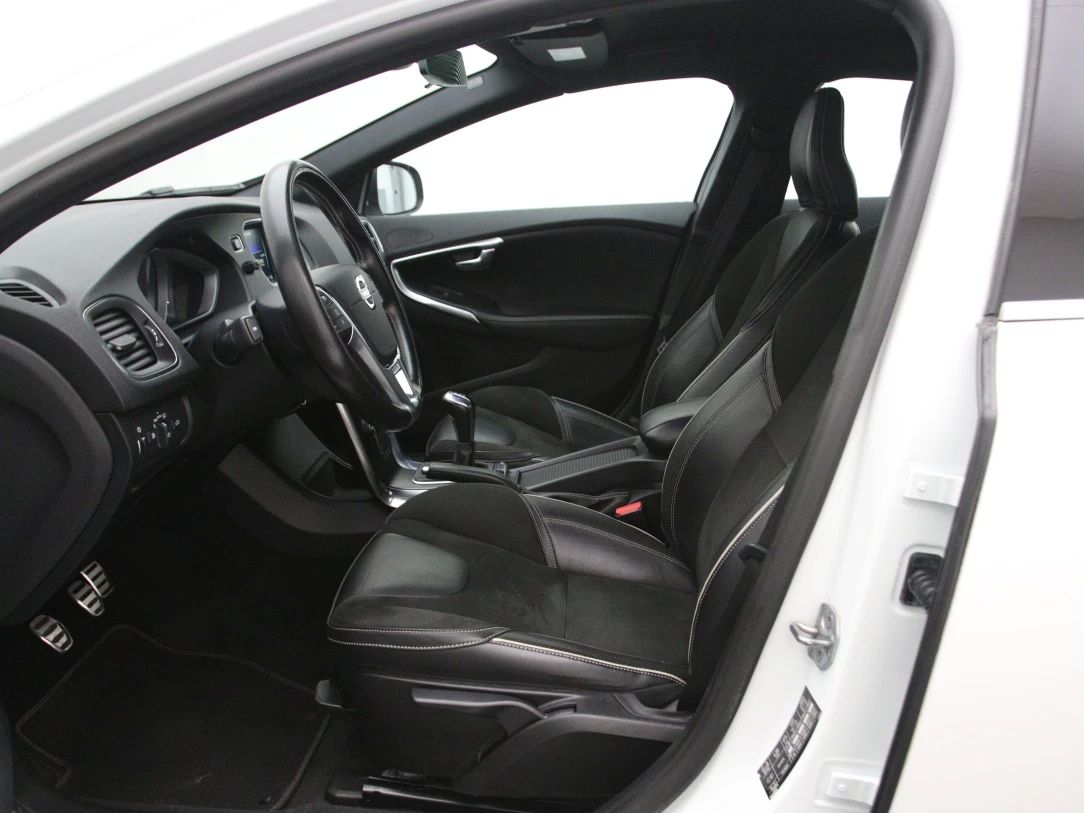 Volvo V40 | 3