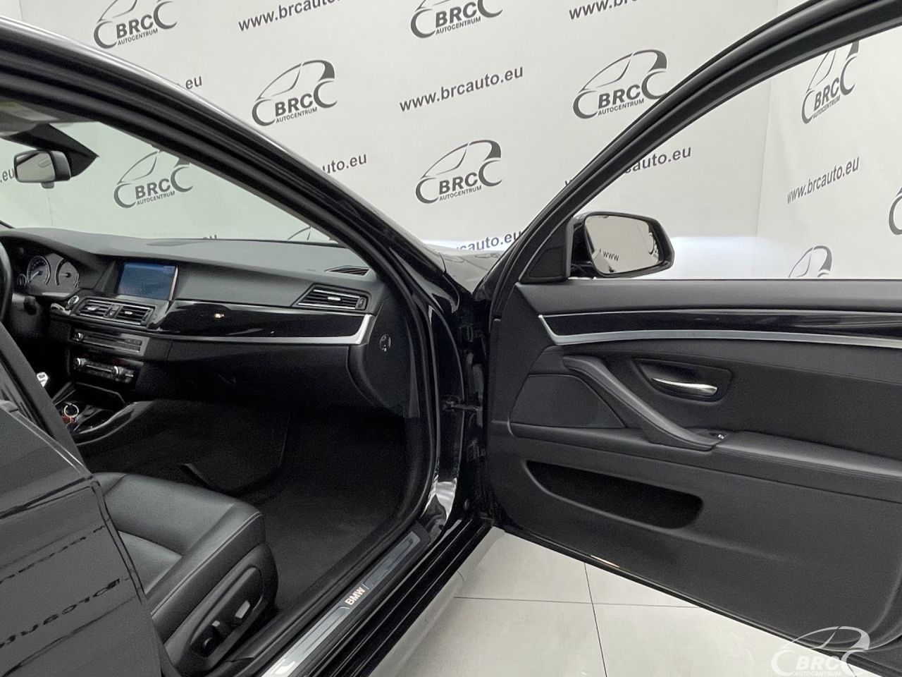 BMW 520 | 7