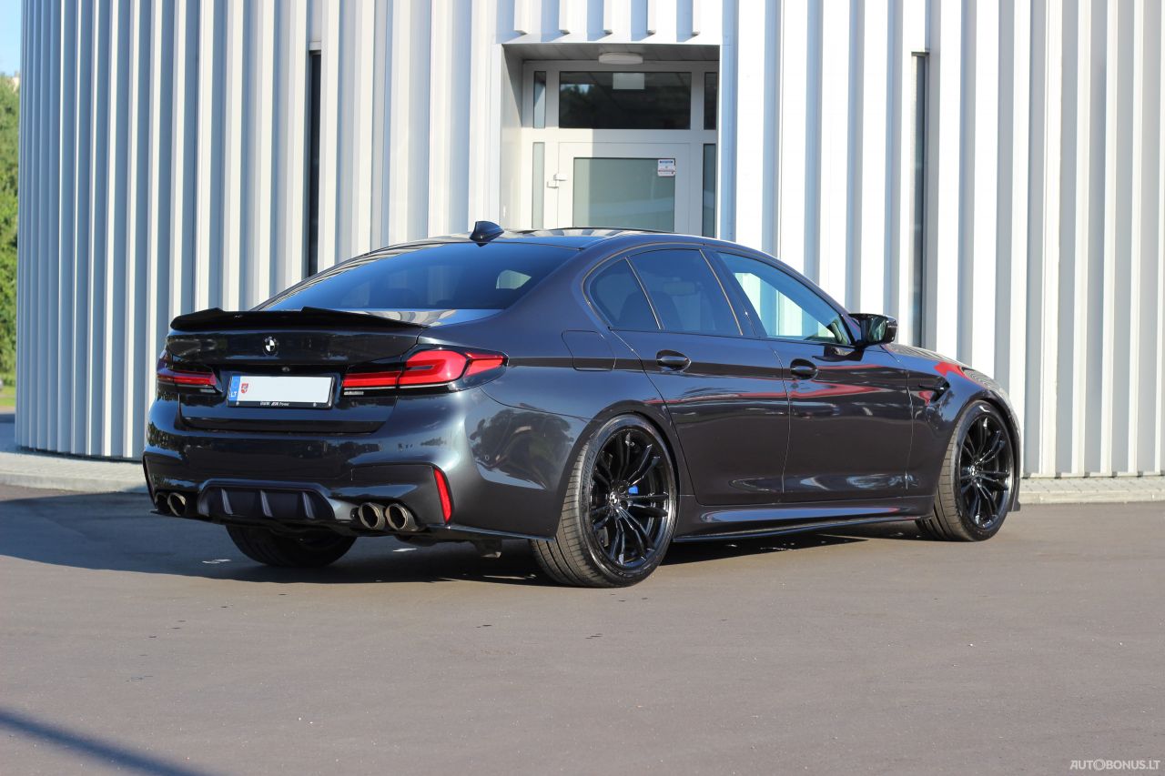 BMW M5 | 7