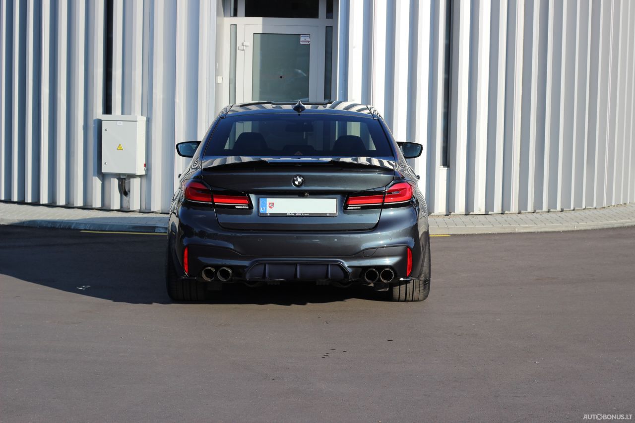 BMW M5 | 8