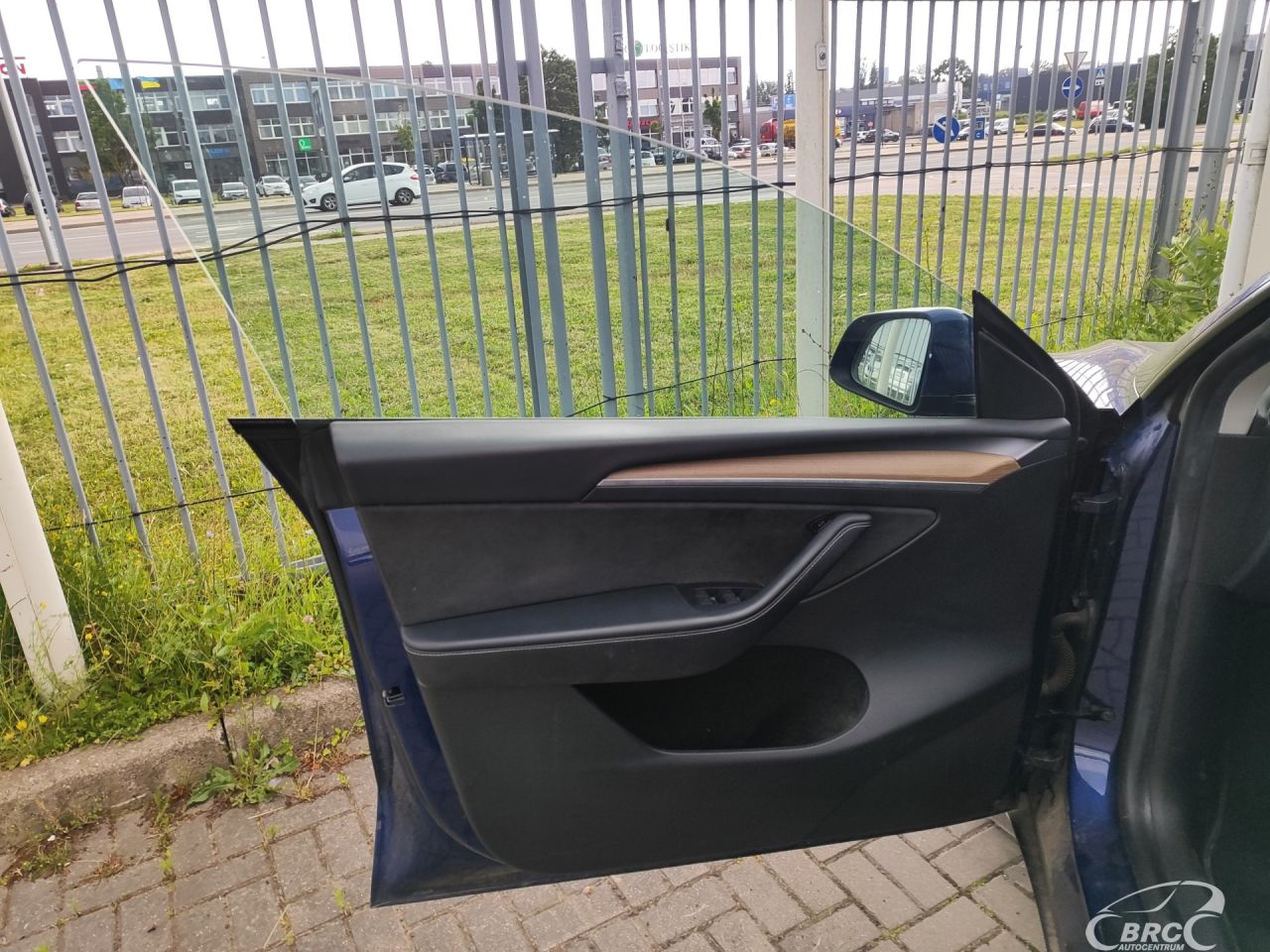 Tesla Model Y | 15