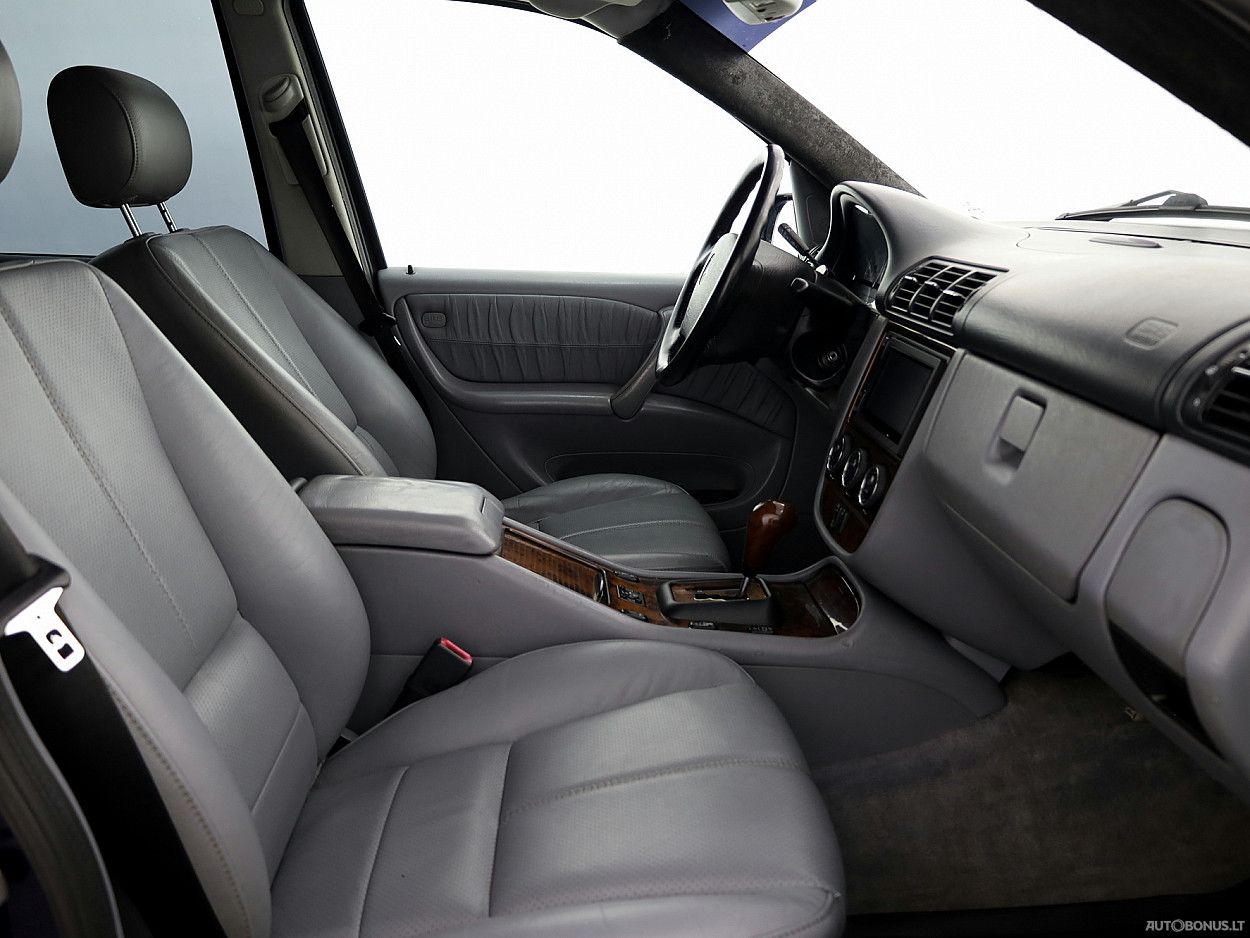 Mercedes-Benz ML400 | 5
