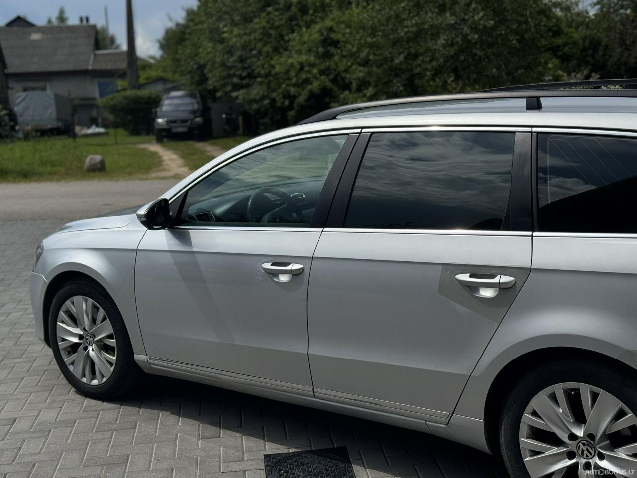 Volkswagen Passat | 12