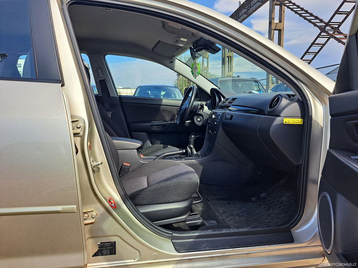 Mazda 3 | 5