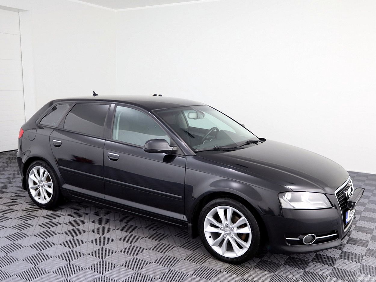 Audi A3, 2.0 l., hatchback